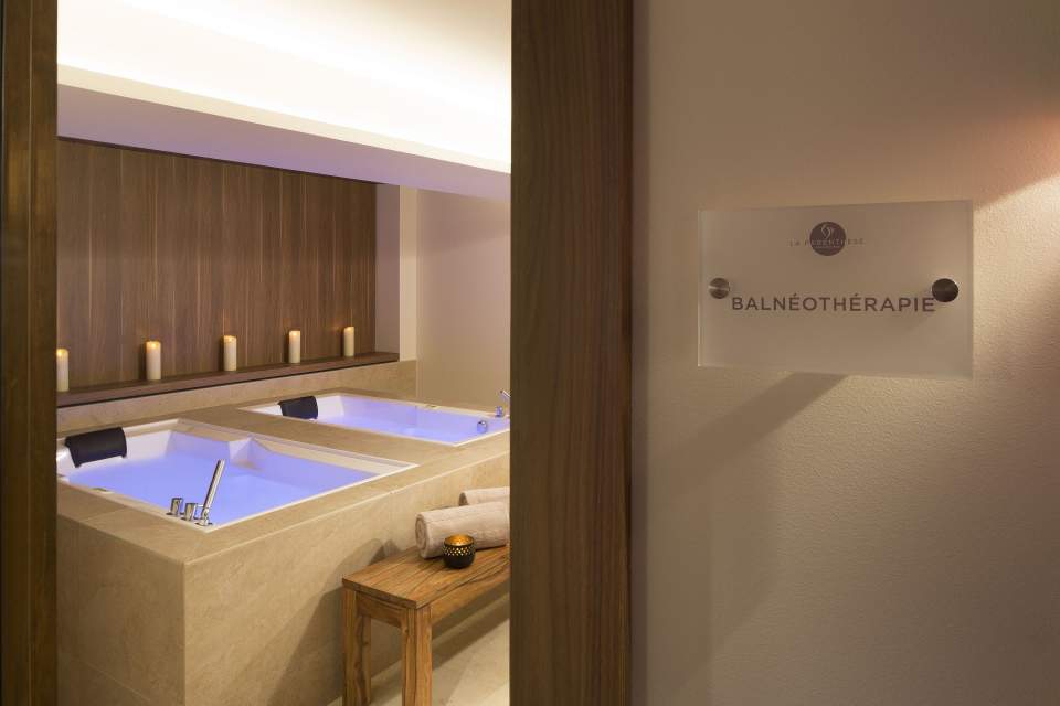 Balnéothérapie double au Spa La Parenthèse ix les bains